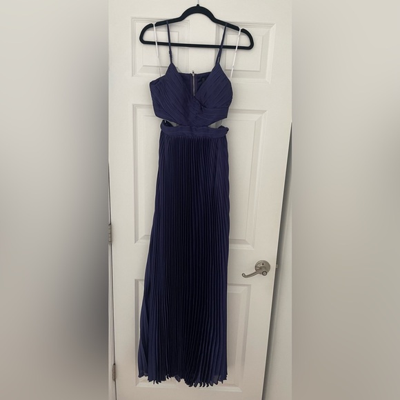 Got the Glam Navy Blue Pleated Cutout Maxi Dress - Picture 4 of 6
